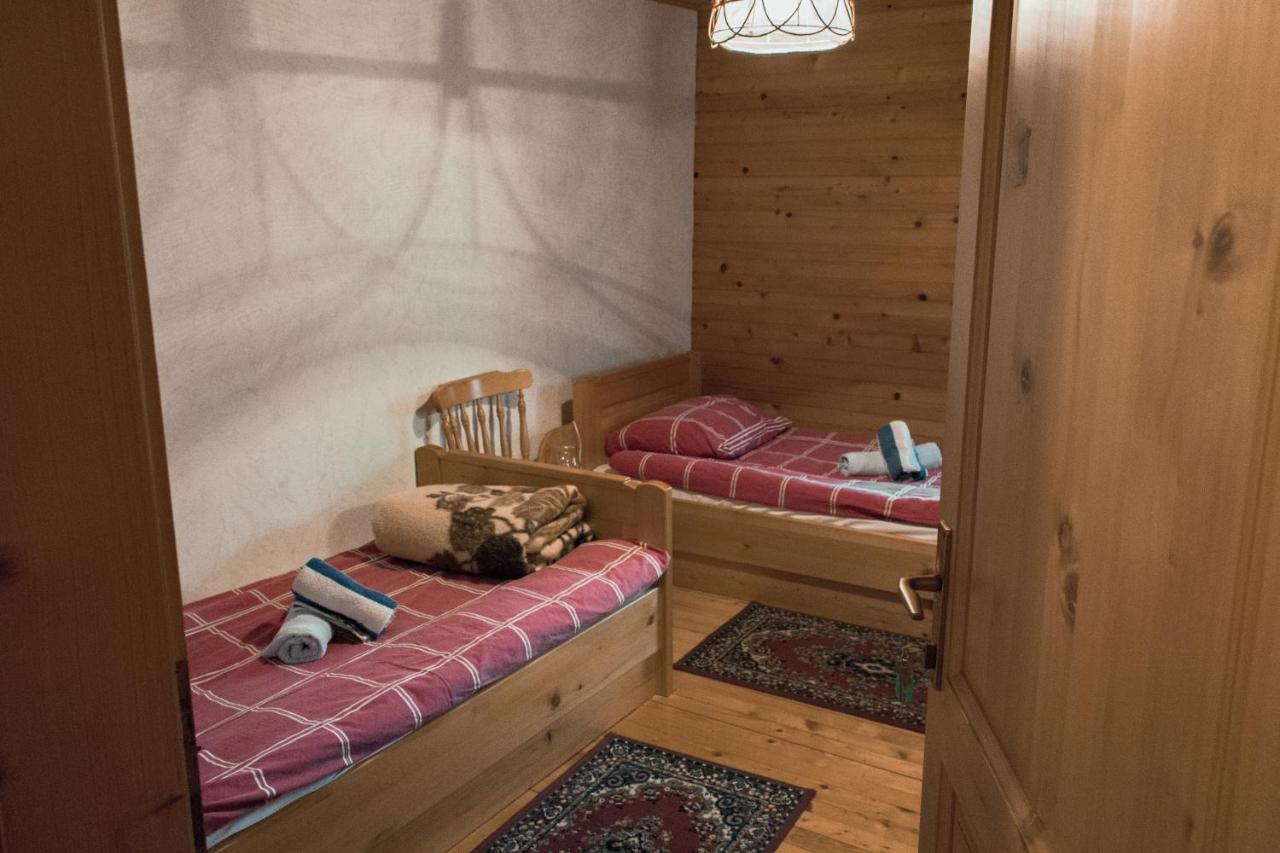 Bed and Breakfast Penzijon Urbanc Lovrenc na Pohorju Esterno foto