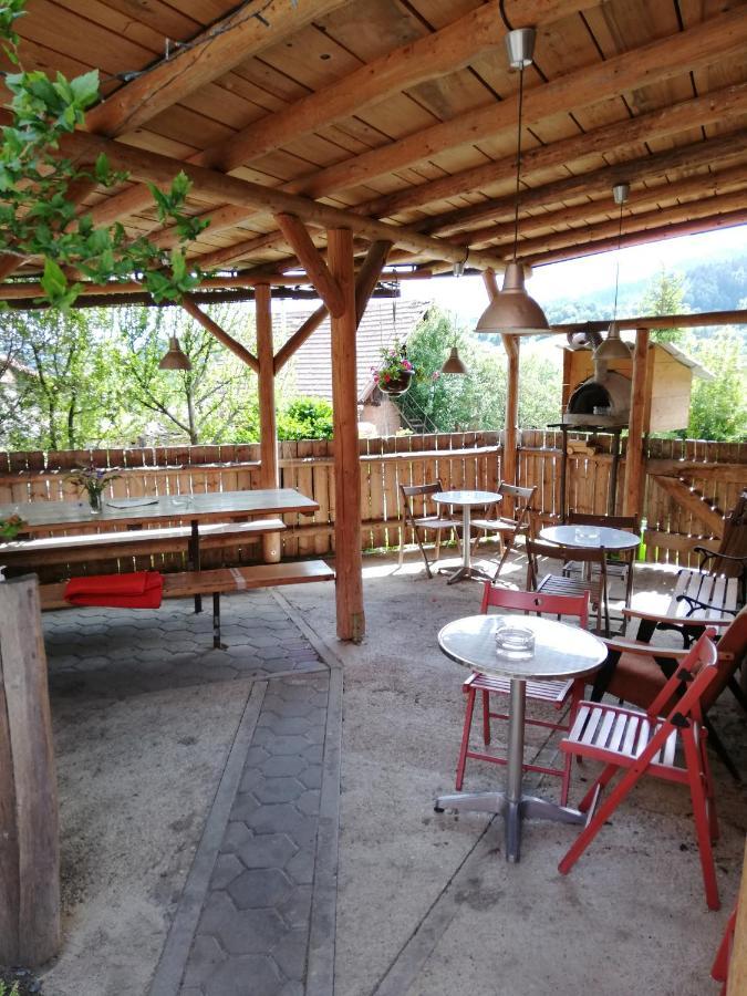 Bed and Breakfast Penzijon Urbanc Lovrenc na Pohorju Esterno foto